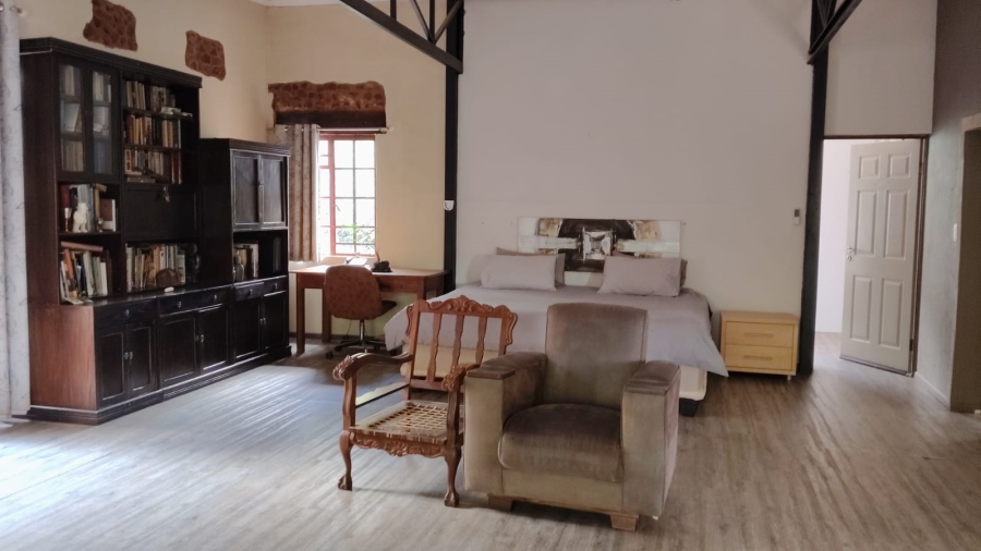 Commercial Property for Sale in Remhoogte AH North West